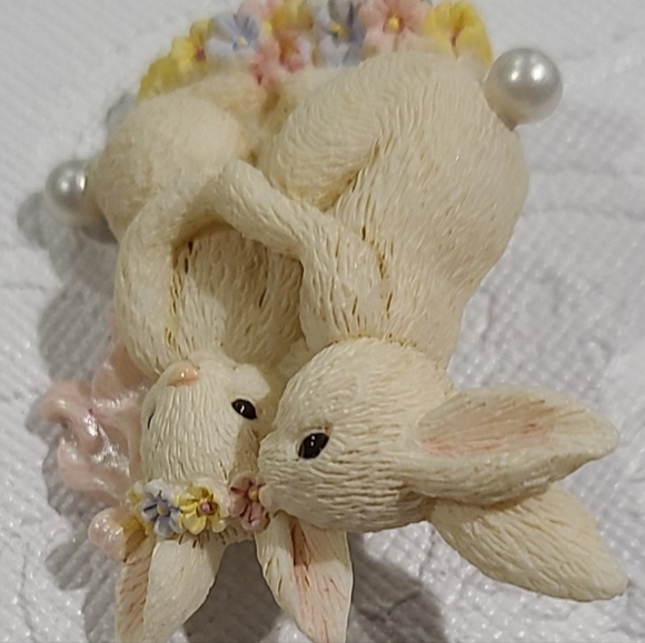 Vintage Ceramic Rabbit Pin - Picture 2 of 4